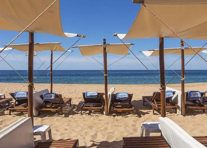 Apartmán Beautiful With Terrace & Garden