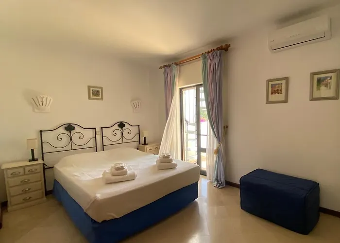 Beautiful With Terrace & Garden Appartement Ferragudo (Faro)