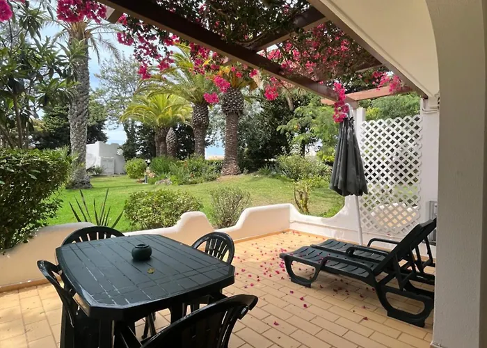 Апартаменты Beautiful With Terrace & Garden
